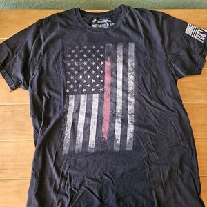 Brothers & Arms Men's Red Line Flag Graphic Short Sleeve T-Shirt Size Large